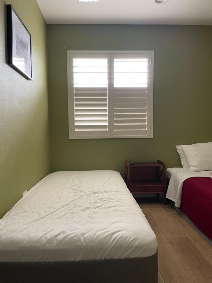 Private Room In Los Angeles La With Tv & Wifi & Ac & View Of Hollywood Sign & Private Fridge & Shared Kitchen!!! Экстерьер фото