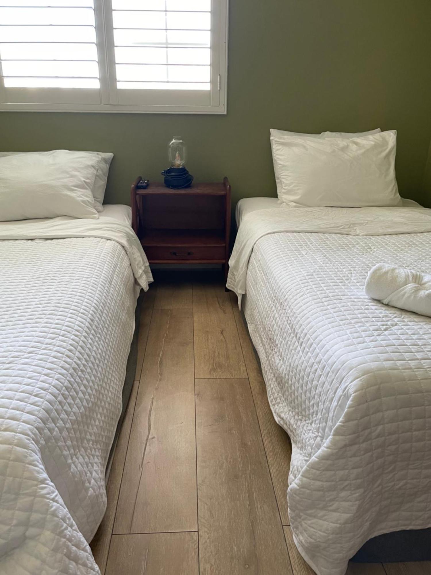 Private Room In Los Angeles La With Tv & Wifi & Ac & View Of Hollywood Sign & Private Fridge & Shared Kitchen!!! Экстерьер фото