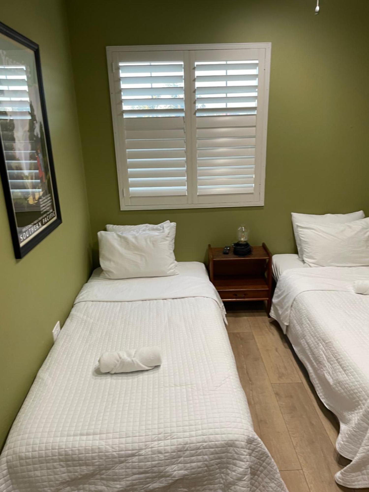 Private Room In Los Angeles La With Tv & Wifi & Ac & View Of Hollywood Sign & Private Fridge & Shared Kitchen!!! Экстерьер фото
