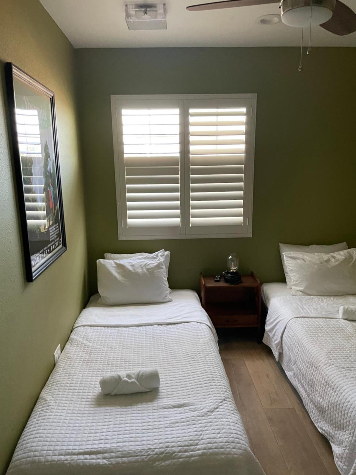 Private Room In Los Angeles La With Tv & Wifi & Ac & View Of Hollywood Sign & Private Fridge & Shared Kitchen!!! Экстерьер фото